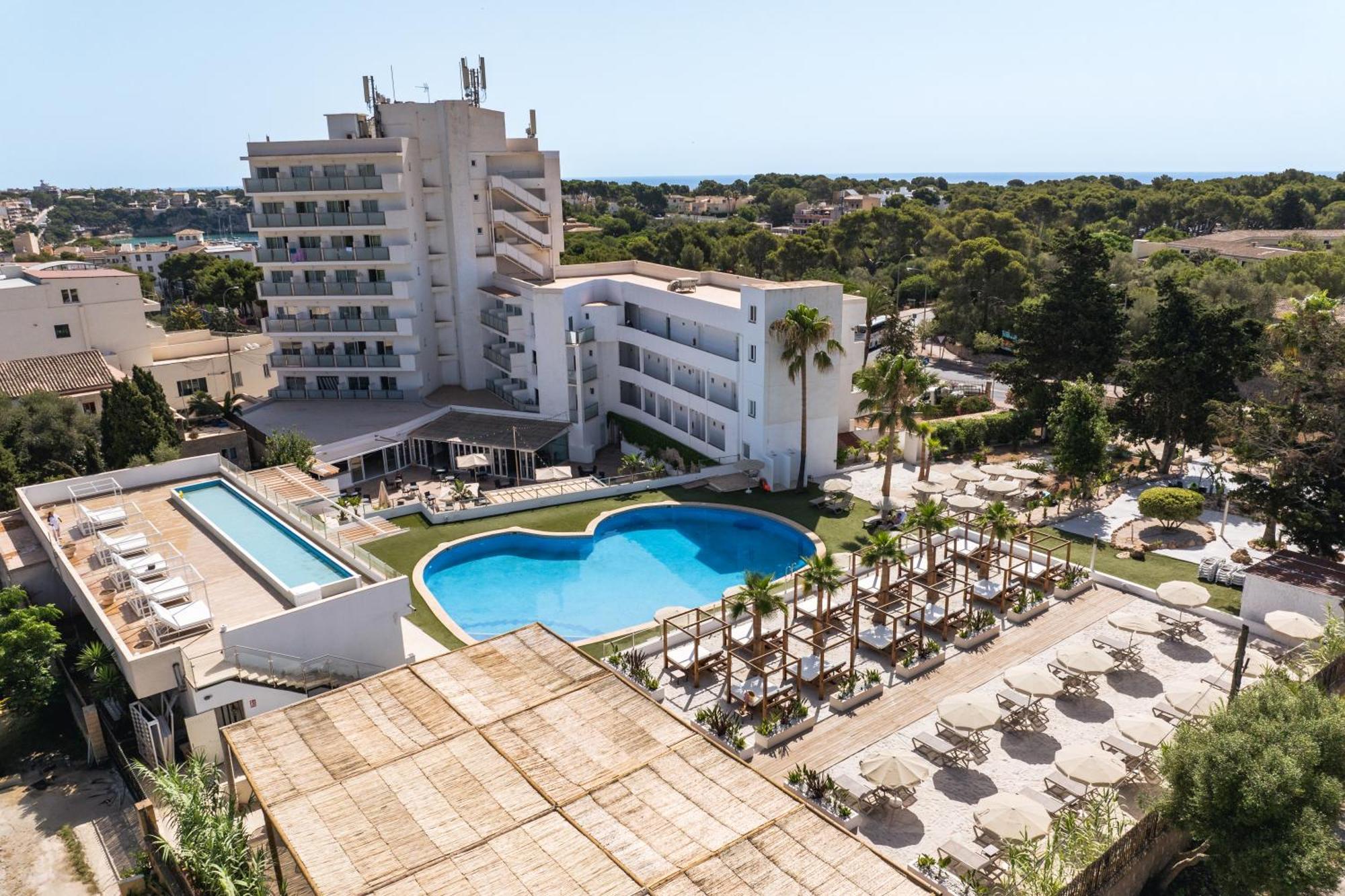 Hotel Ankaa - Adults Only ポルト・クリスト エクステリア 写真